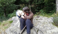 beim Wandern..mit Mama